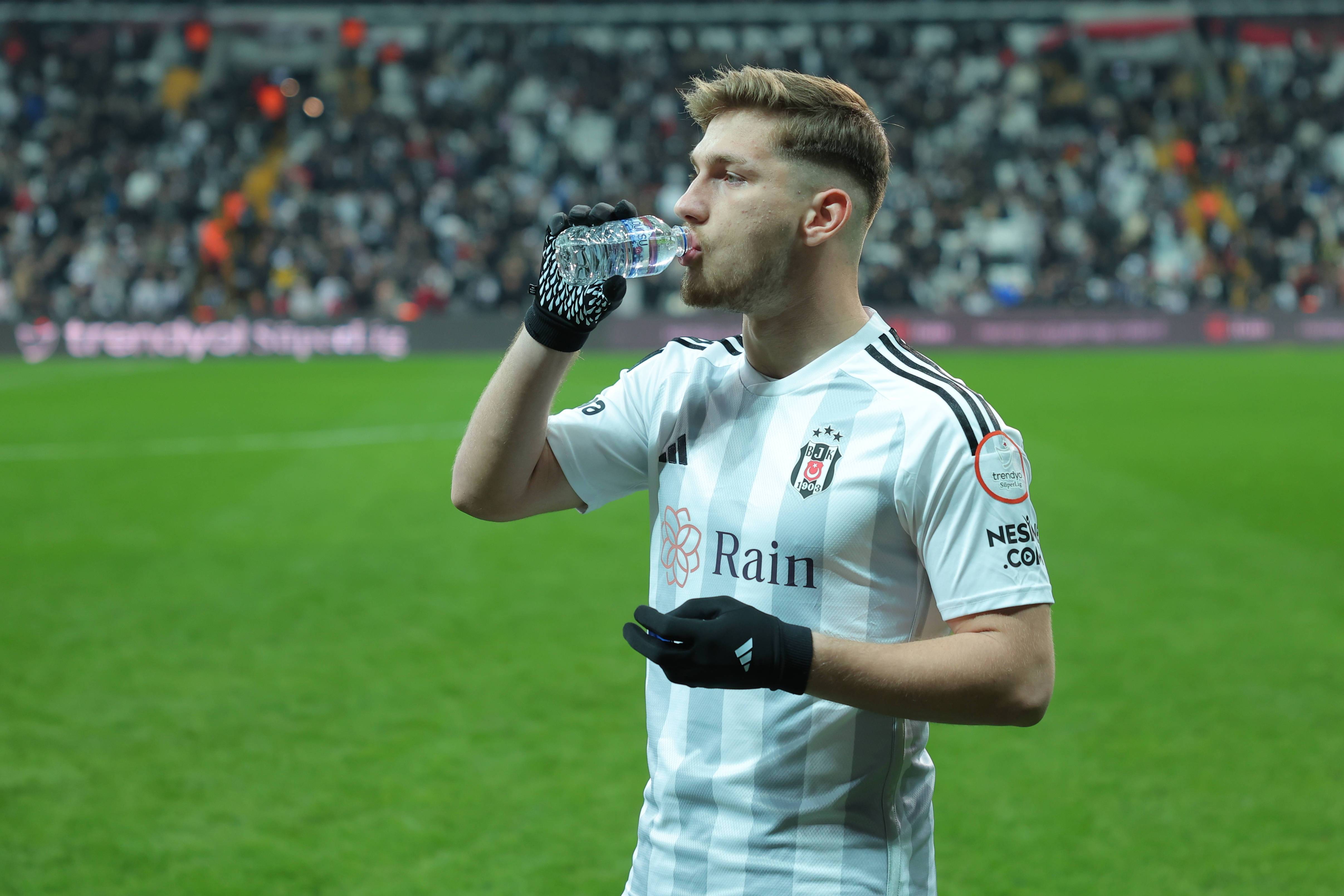 迪马济奥:卡利亚里敲定贝西克塔斯前锋基利索伊