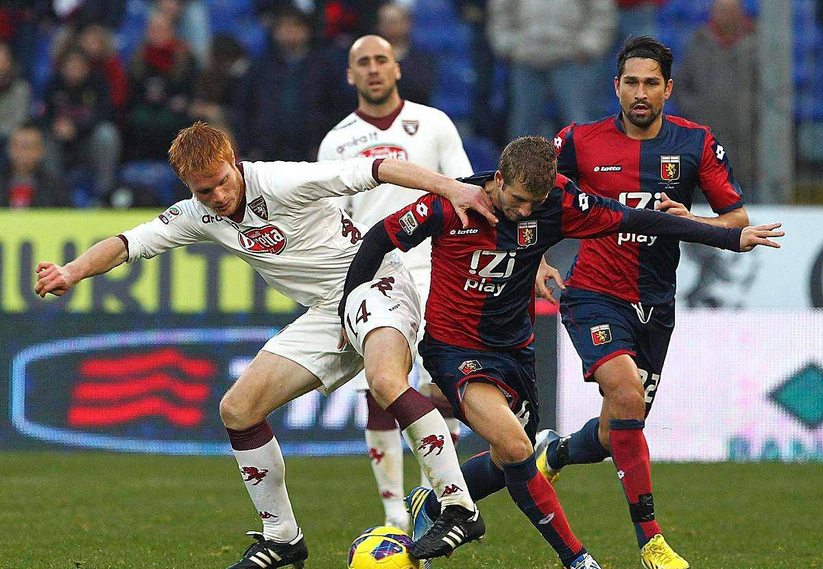 热那亚欲全力迎战莱切,客场难敌主场气势?