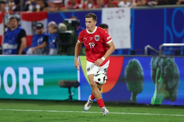 德天空:水晶宫与比利亚雷亚尔争夺鲍姆加特纳,尚未提交正式报价