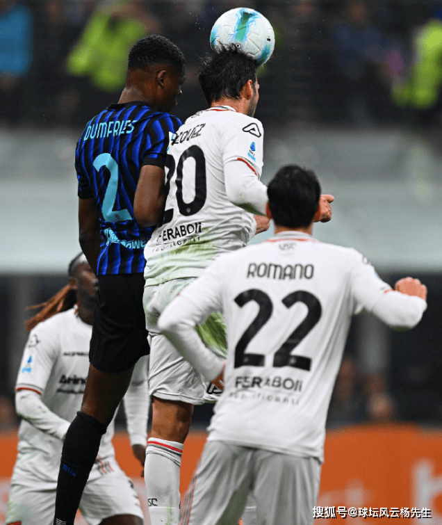 意甲爆冷！国际米兰4比1克雷雷莫纳，博尼一球三助荣膺最佳球员