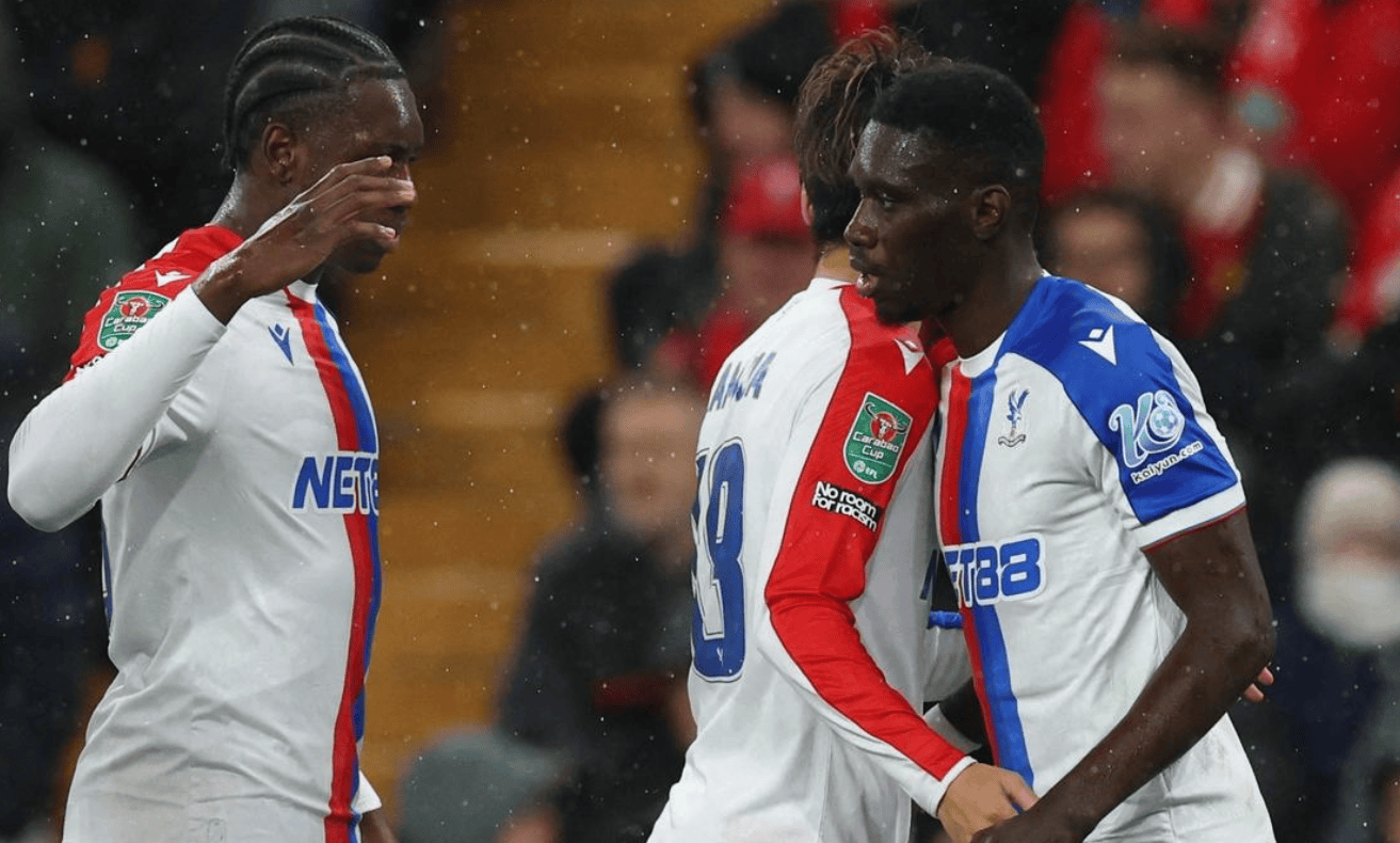 0-3溃败！利物浦惨遭淘汰，斯洛特刷新耻辱纪录：被克星三连杀