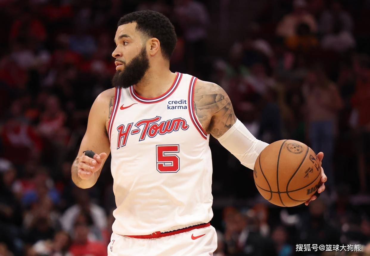 33分对21分！火箭队篮板优势难转化？乌度卡堆积中锋，自乱阵脚