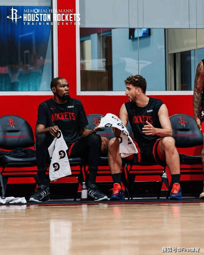 新赛季前瞻—休斯顿火箭:青年军的蜕变与冠军豪赌