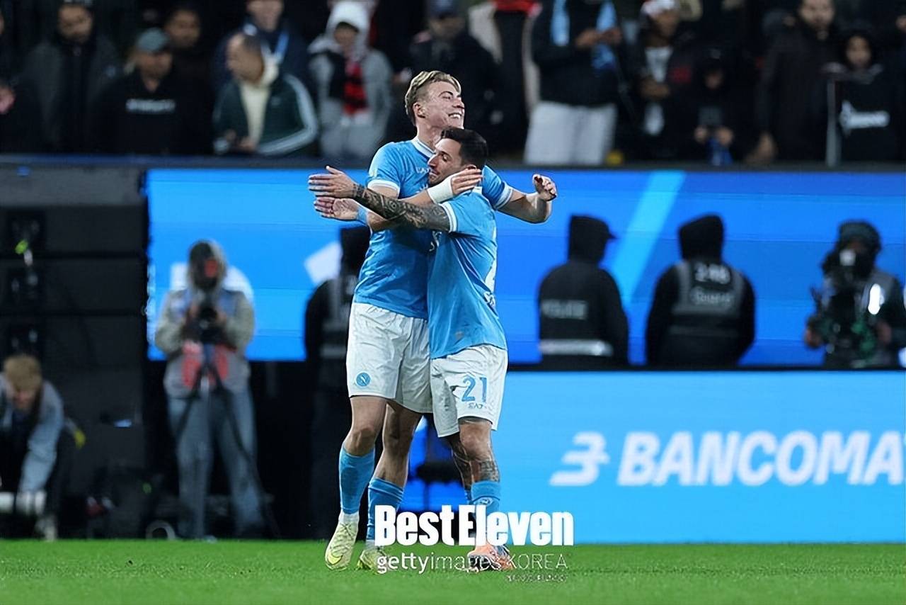 曼联震惊霍伊伦在那不勒斯夺得首个冠军！