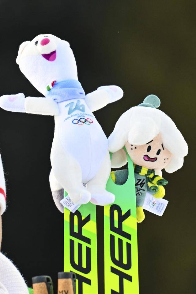 冬奥会｜法国队夺得冬季两项混合接力冠军