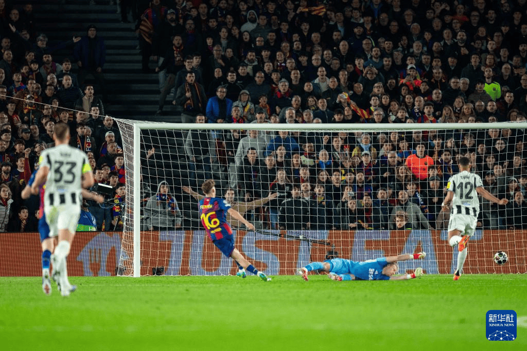 欧冠：巴塞罗那晋级八强